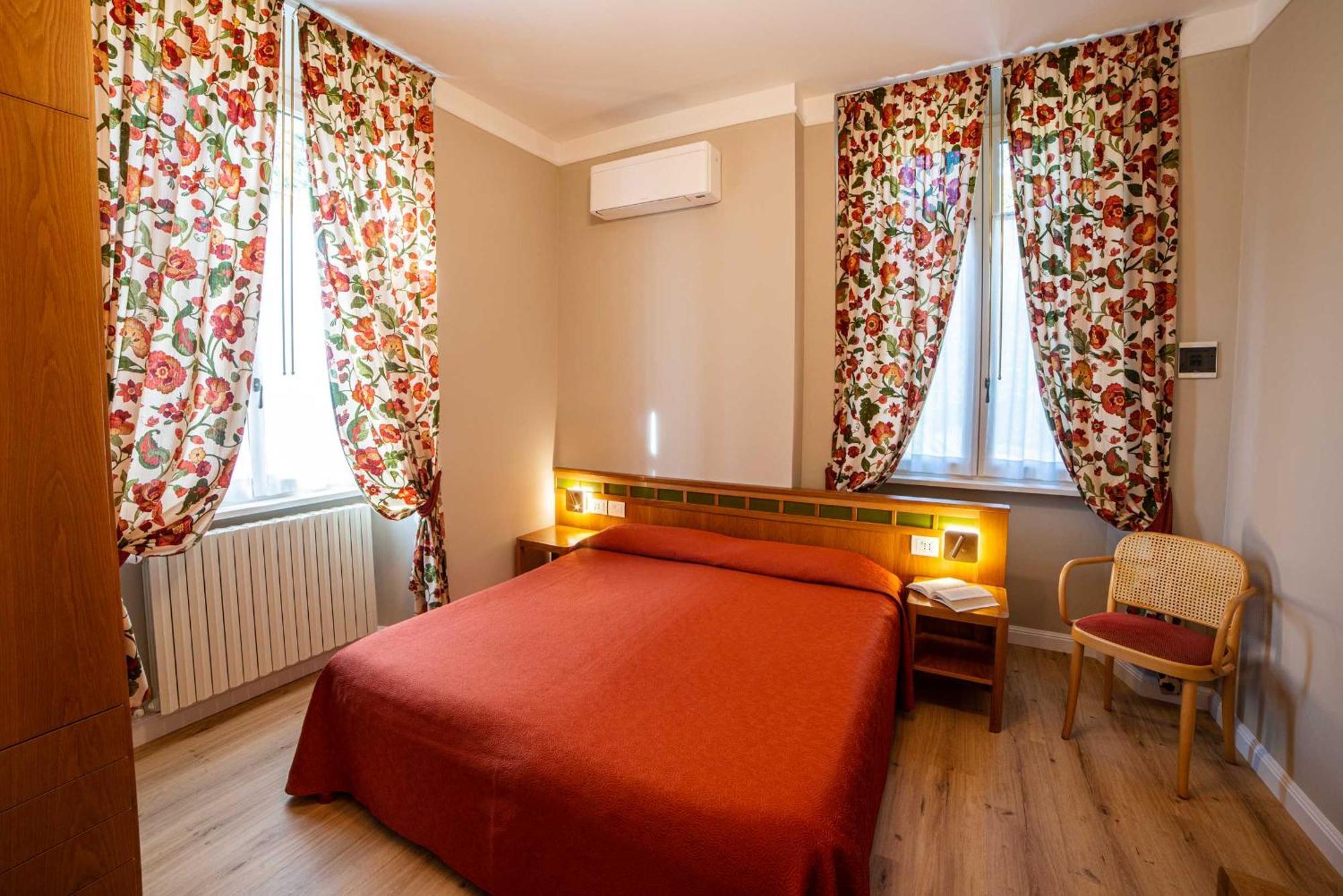 Hotel Villa Marie Tremezzo Ruang foto